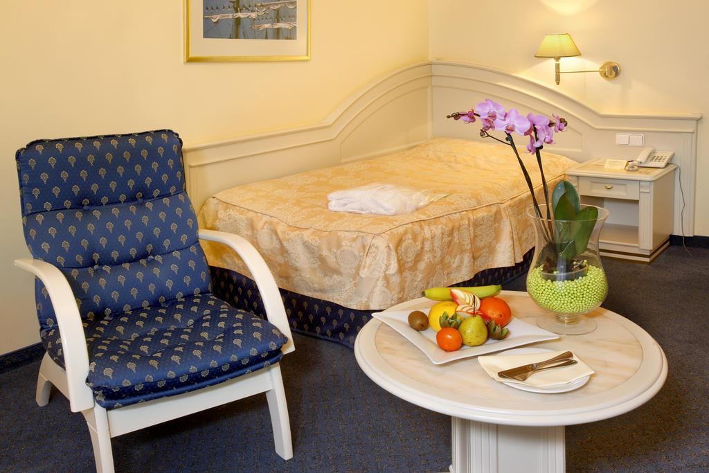 Ensana Hotel Pacifik Mariánské Lázně Екстериор снимка
